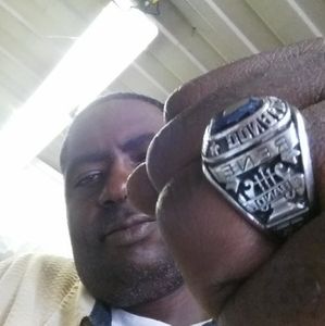 Meet your Posher, Rene